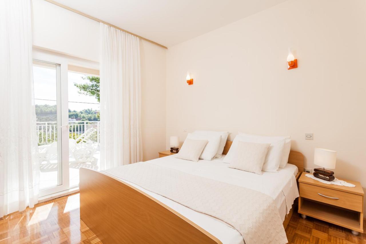 Apartments By The Sea Lumbarda, Korcula - 10049 Exteriör bild