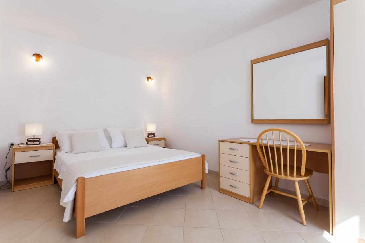 Apartments By The Sea Lumbarda, Korcula - 10049 Exteriör bild